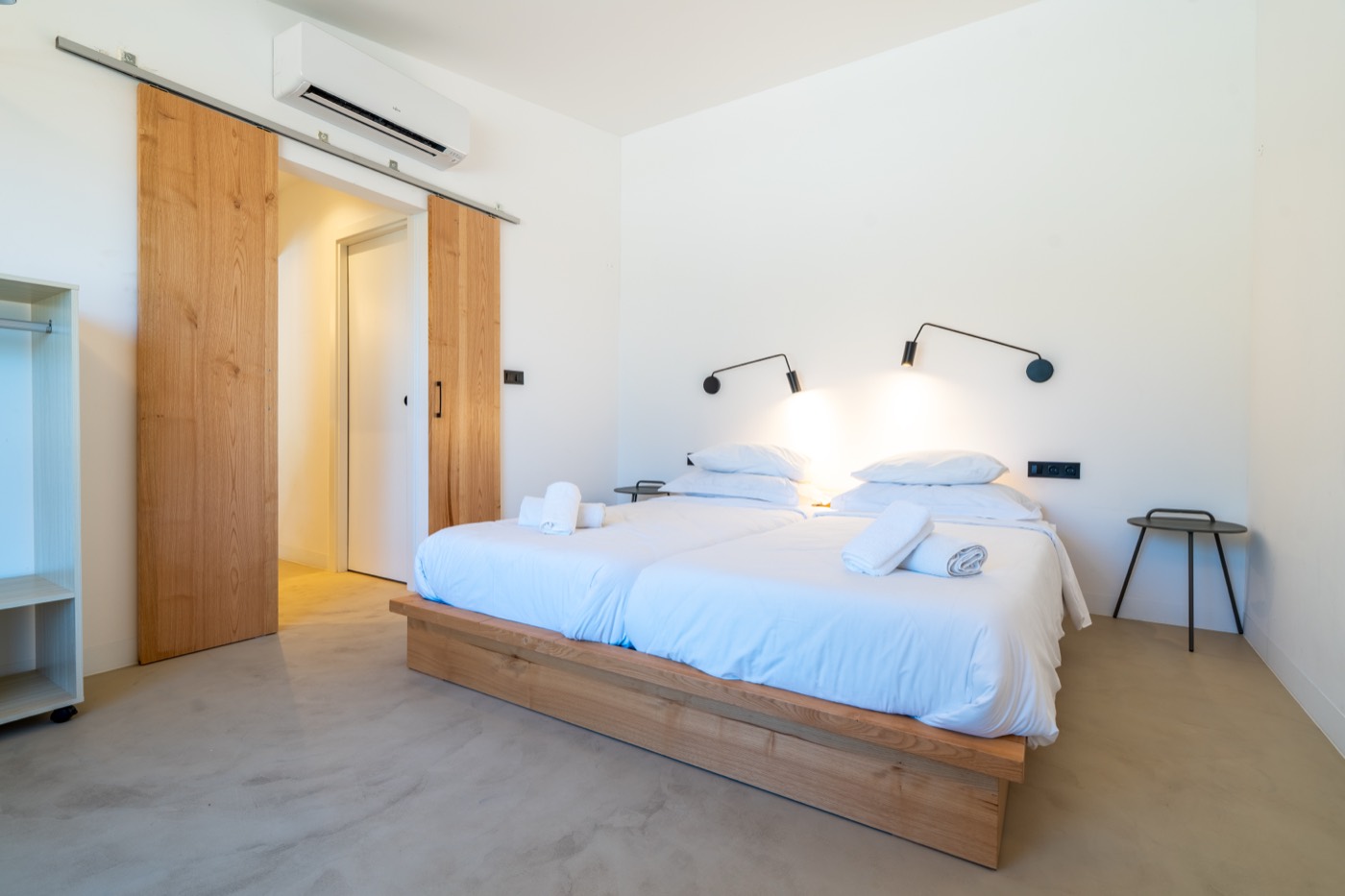 Suite in natural light, Sintra